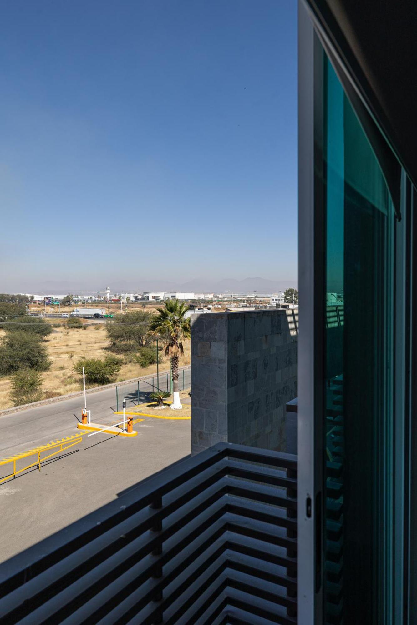 Hotel Mexico Plaza Silao Aeropuerto Exterior photo